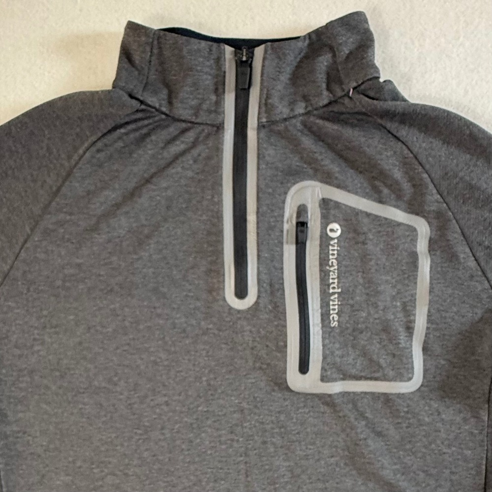 Vineyard Vines 1/4 Zip Pullover Mens Size Medium Performance Chest Pocket Gray